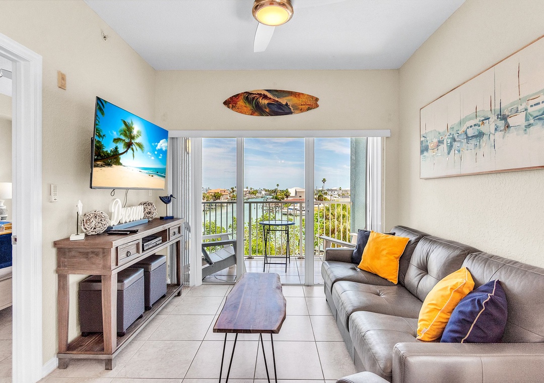 Skyline of Madeira 306