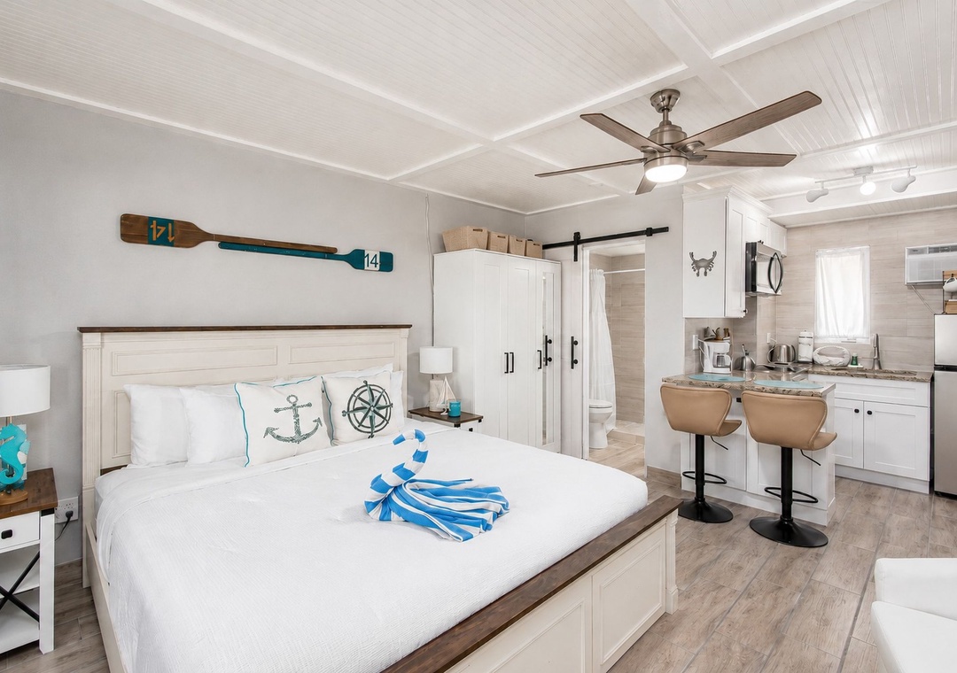 Tropic Terrace Suite 9