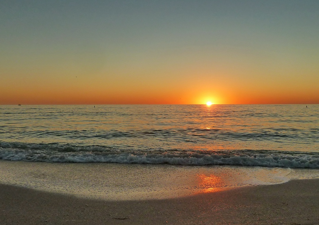 Watch Incredible Sunsets!