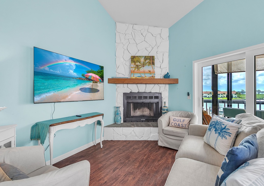 Spacious Living Area with Balcony Access