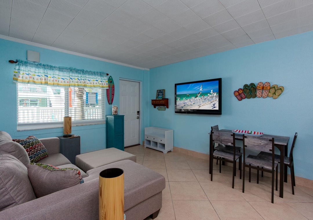 Tropic Terrace Suite 8
