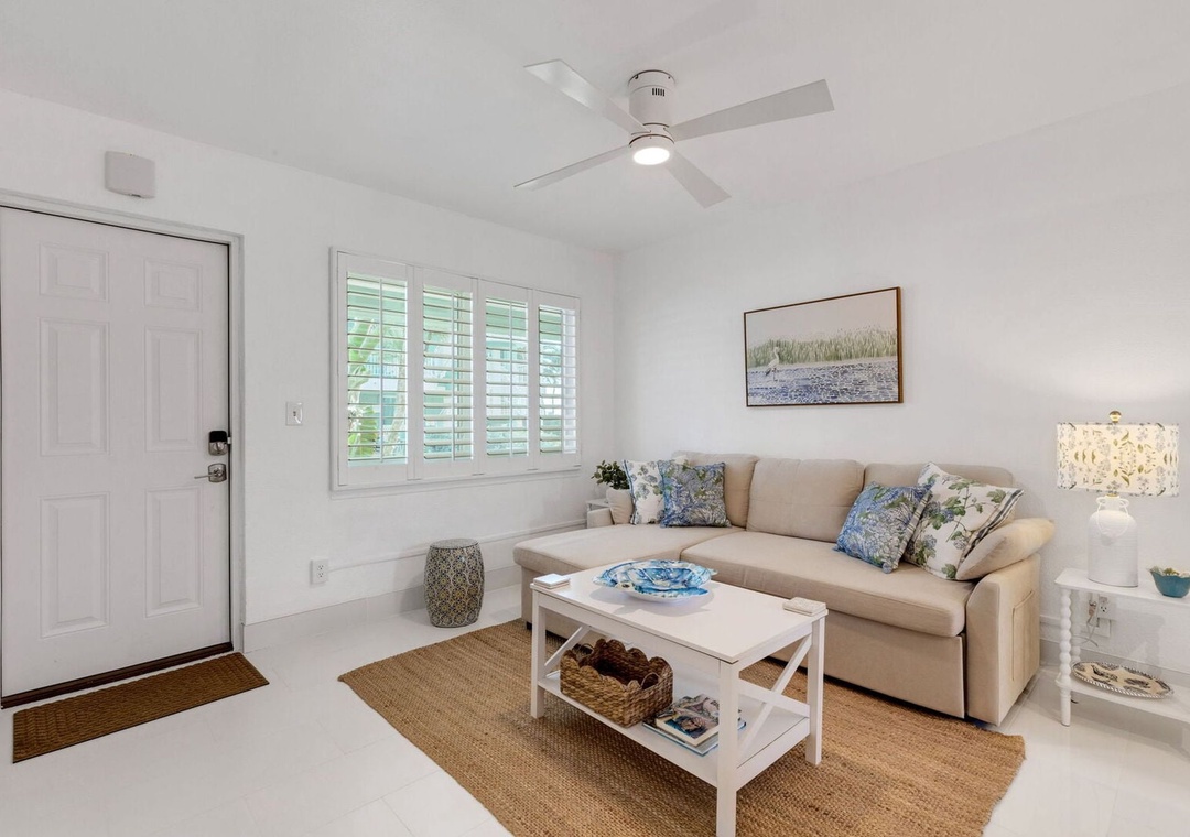 Tropic Terrace Suite 21