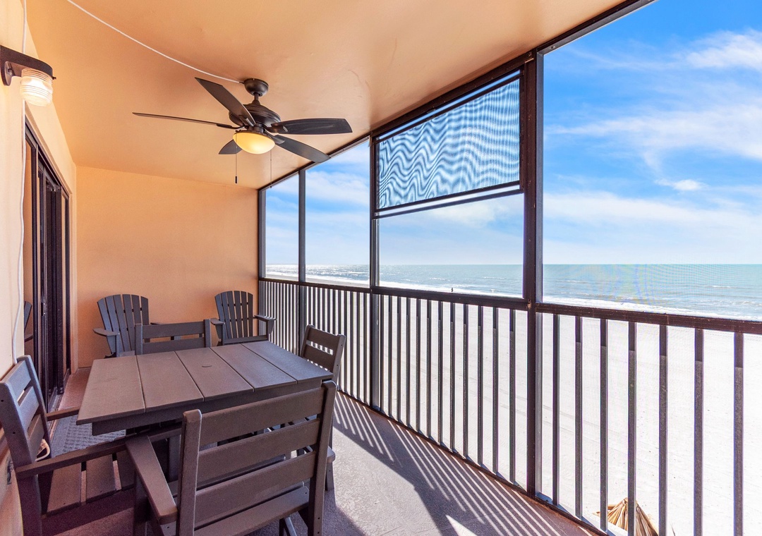 Private, Screened in Balcony with Awesome Views!
