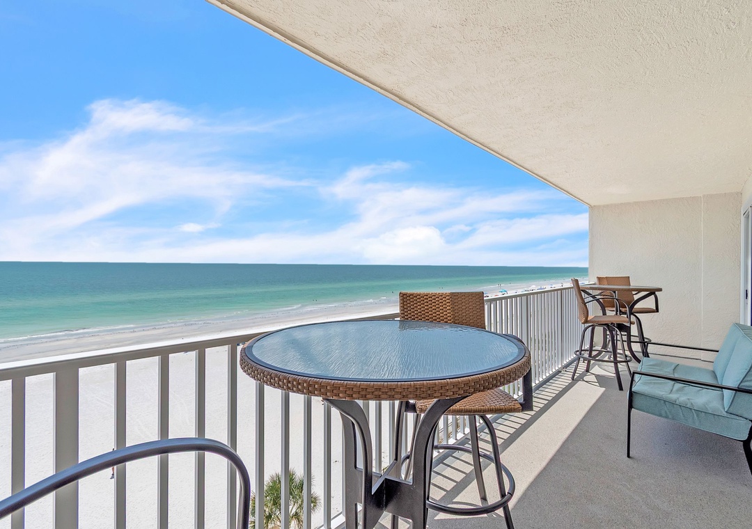 Stunning Gulf and Beach Views from your Private Balcony