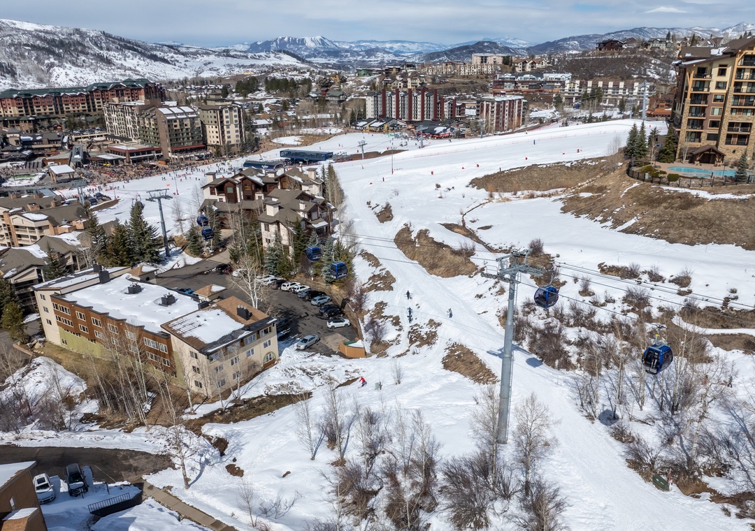 Ski Inn