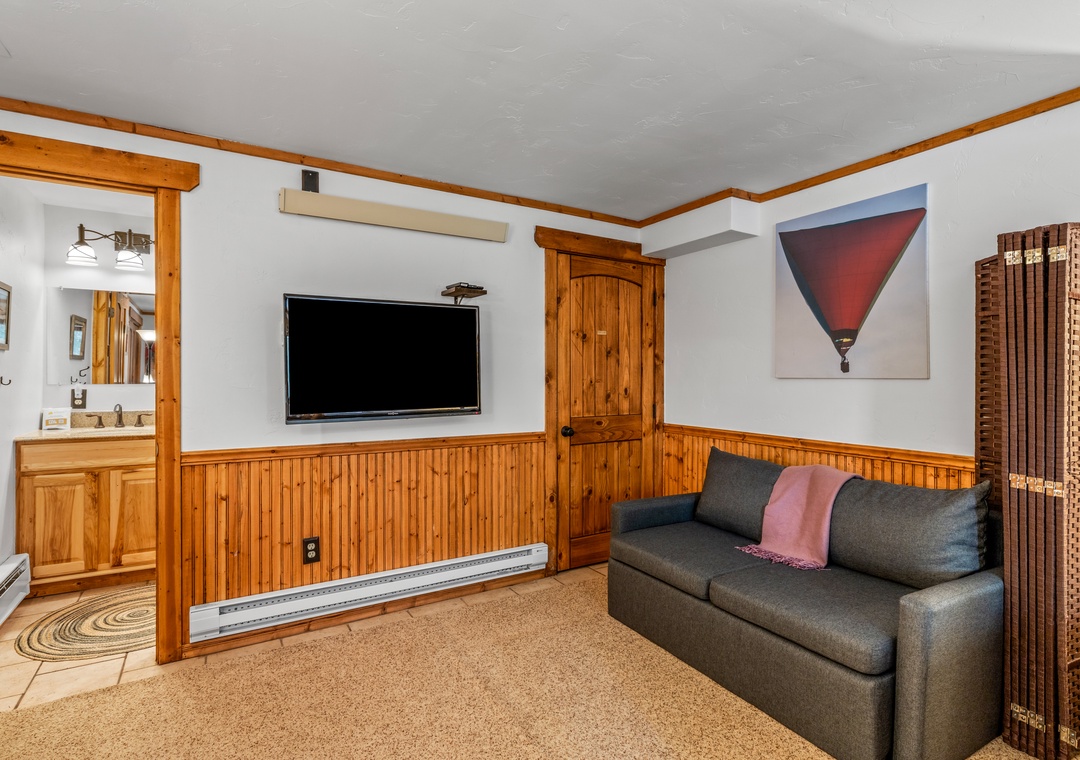 Downstairs Bunkroom