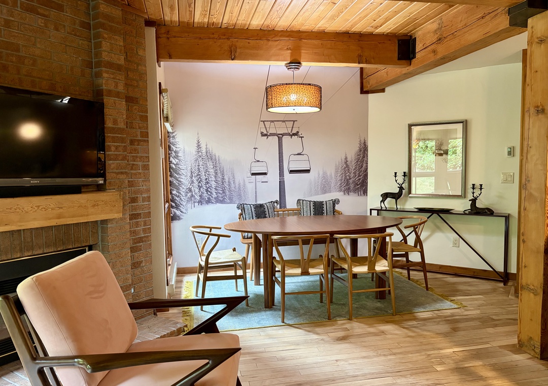 Lodge B 102
