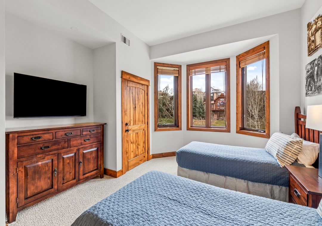 Fourth Bedroom