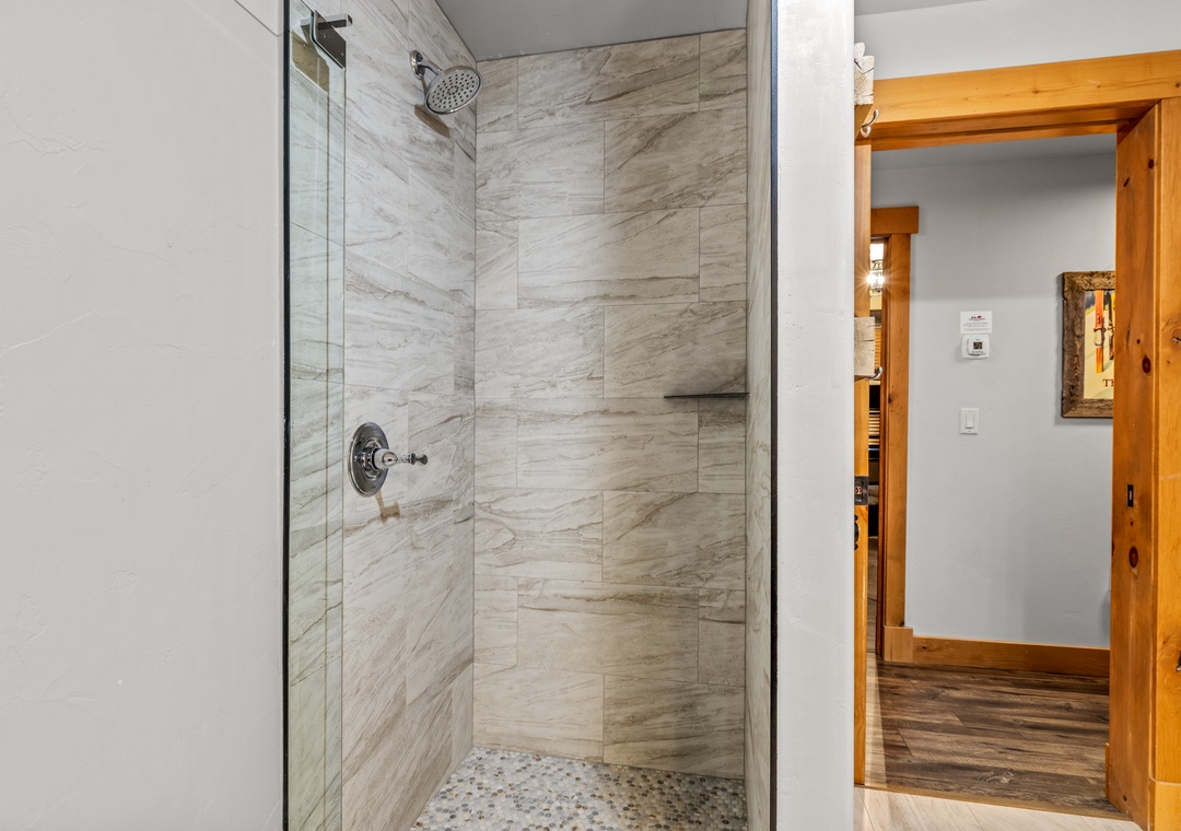 Bunk Bath