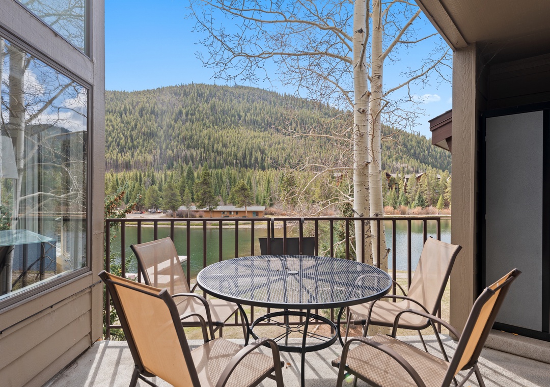 Your own private balcony with outdoor dining for four, tucked among the aspens, a quiet spot for morning coffee or evening drinks.