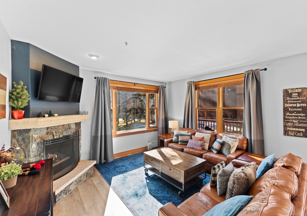 Red Hawk Townhome #2327 ; 2, 100