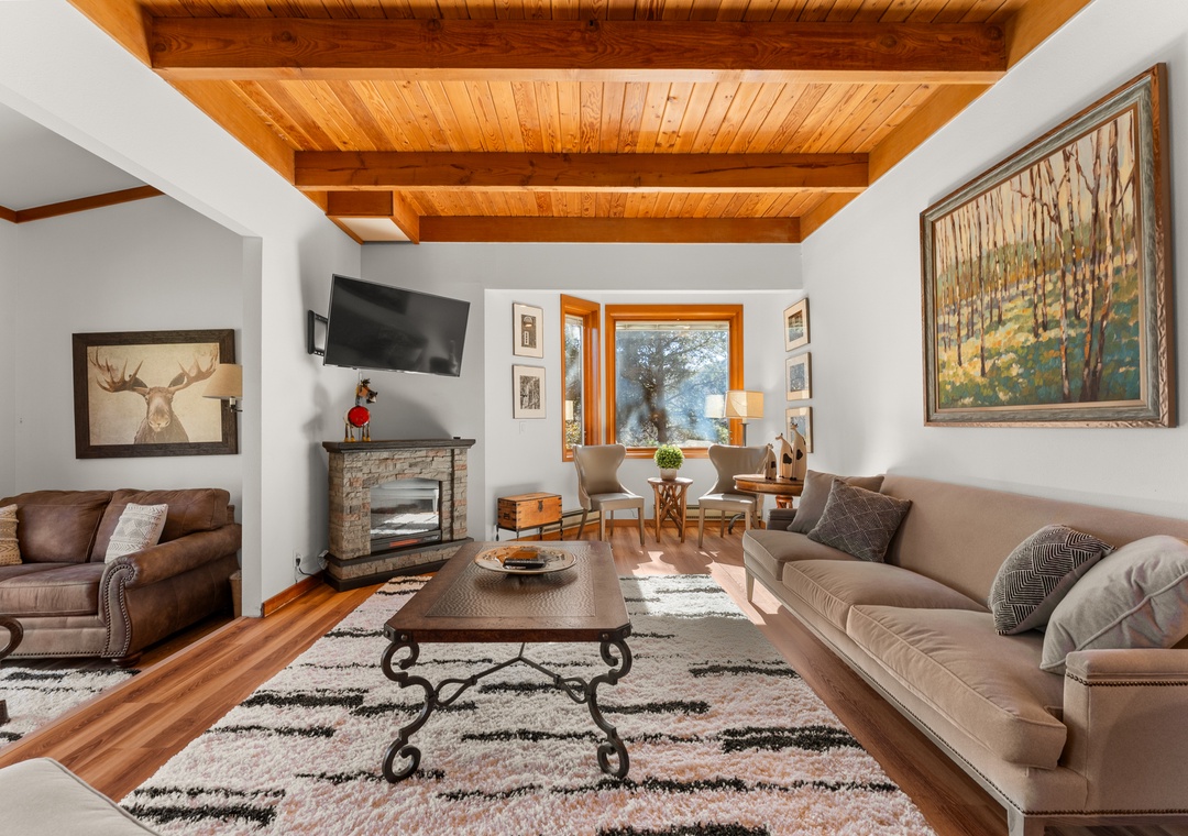 Tennis Townhome #1327 : 2, 225