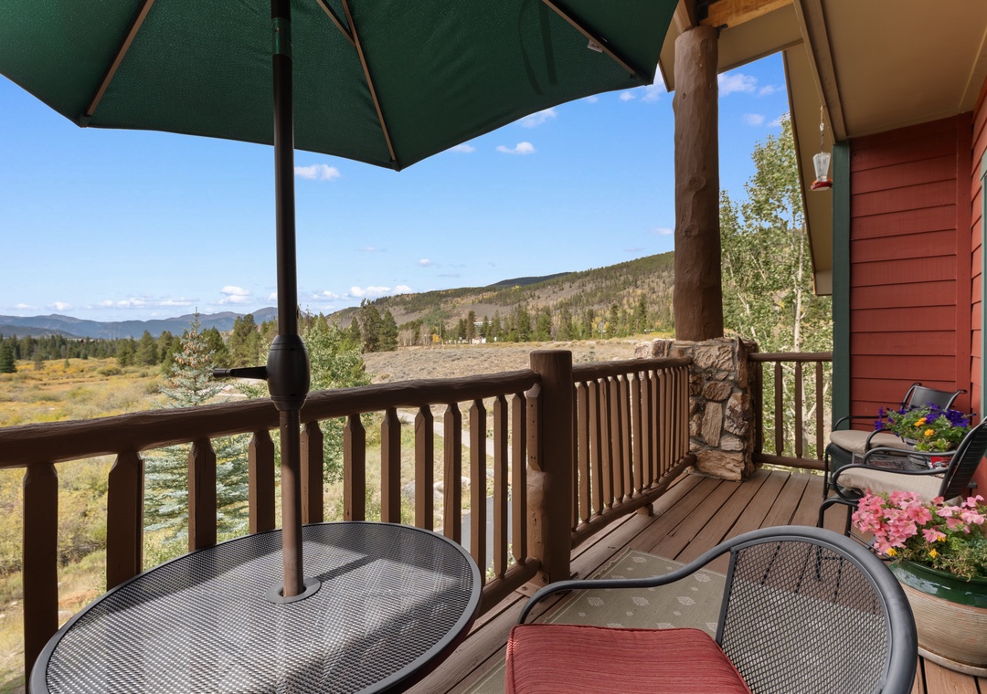 Step out onto your private balcony and soak in the stunning mountain views stretching endlessly before you. With cozy seating and the fresh alpine air, this is your perfect spot to unwind and connect with nature's beauty.