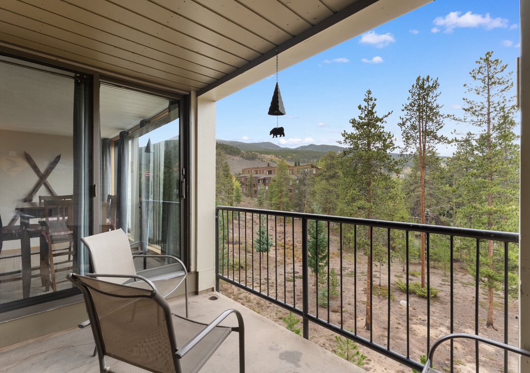 Take in sweeping mountain and forest views from your private balcony, where cool mountain air and peaceful surroundings invite you to relax with morning coffee or evening wine.