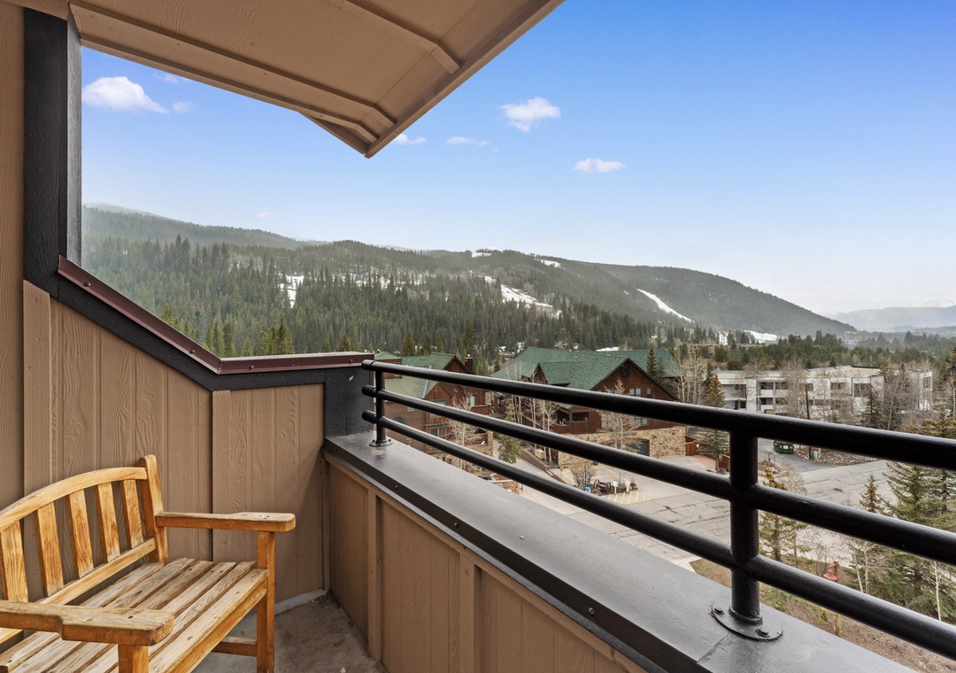 Unwind on your private balcony with stunning mountain views and fresh alpine air surrounding you.