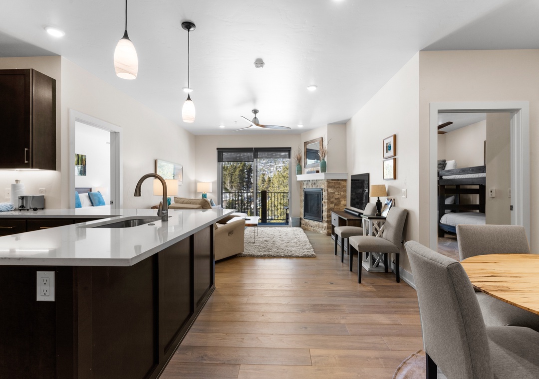 Clearwater Lofts #302, Building 3 : 2