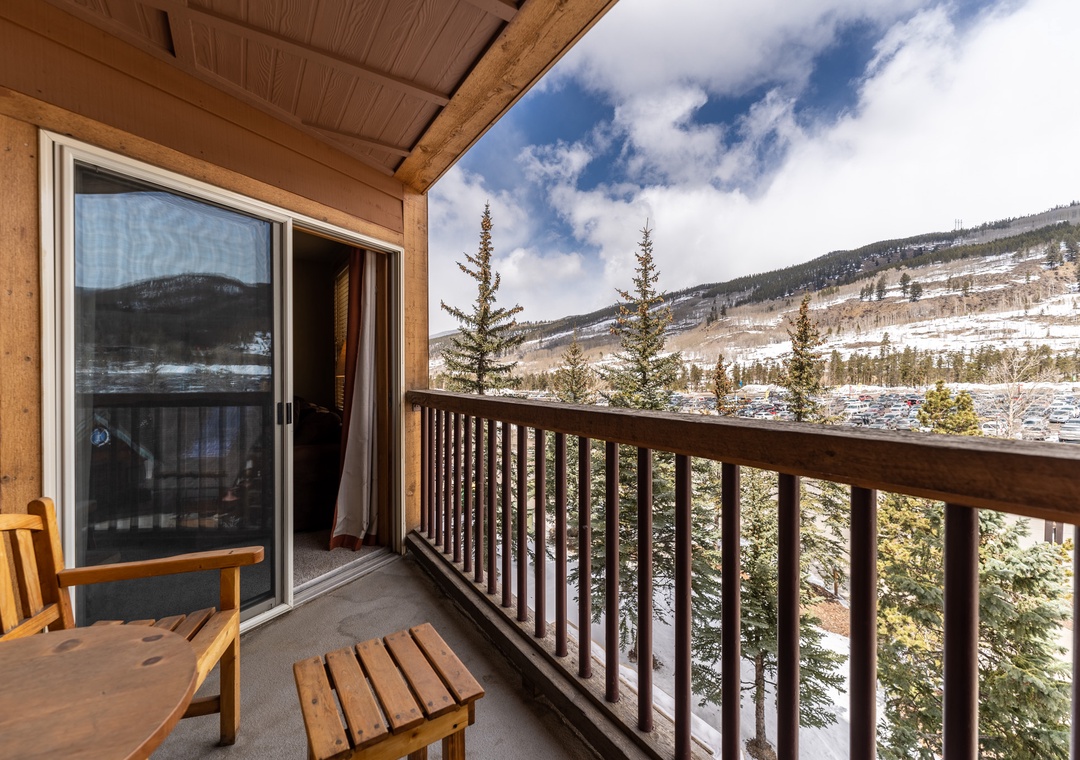 Step onto your private balcony and breathe in the crisp mountain air while soaking up panoramic winter views.