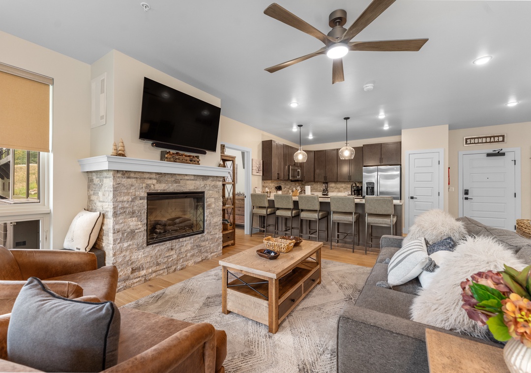 Brightwood #101, Building 1 : 2