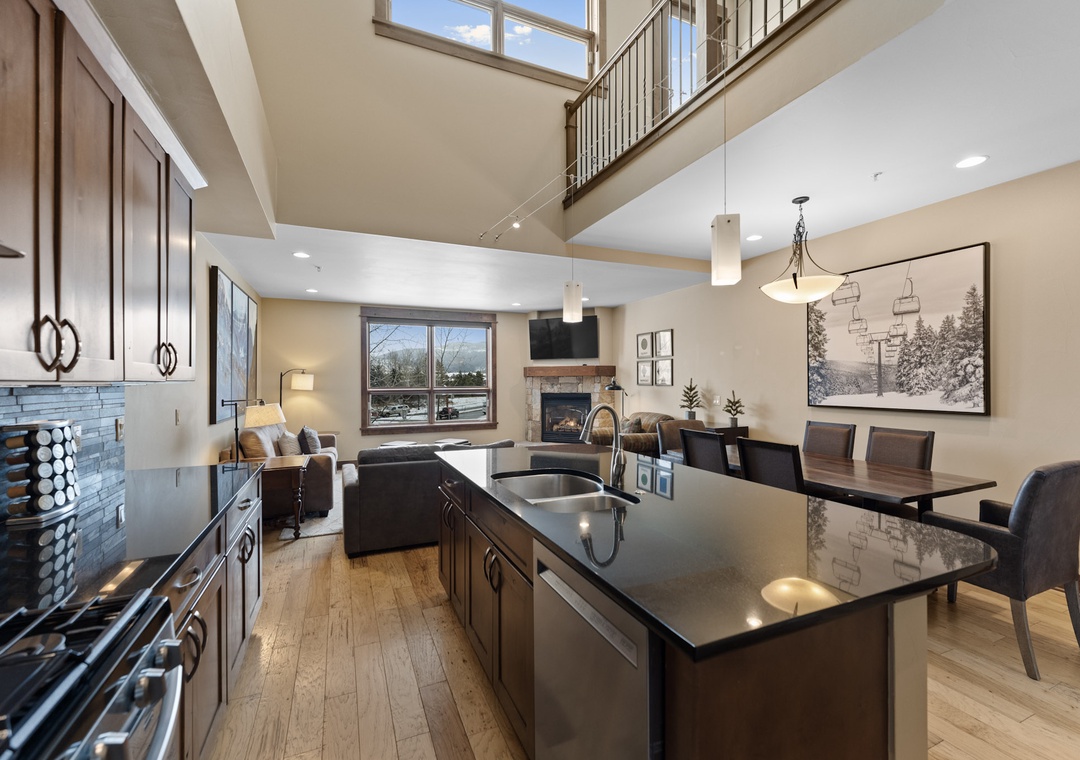 Watertower Place Condos Unit 202, Building B