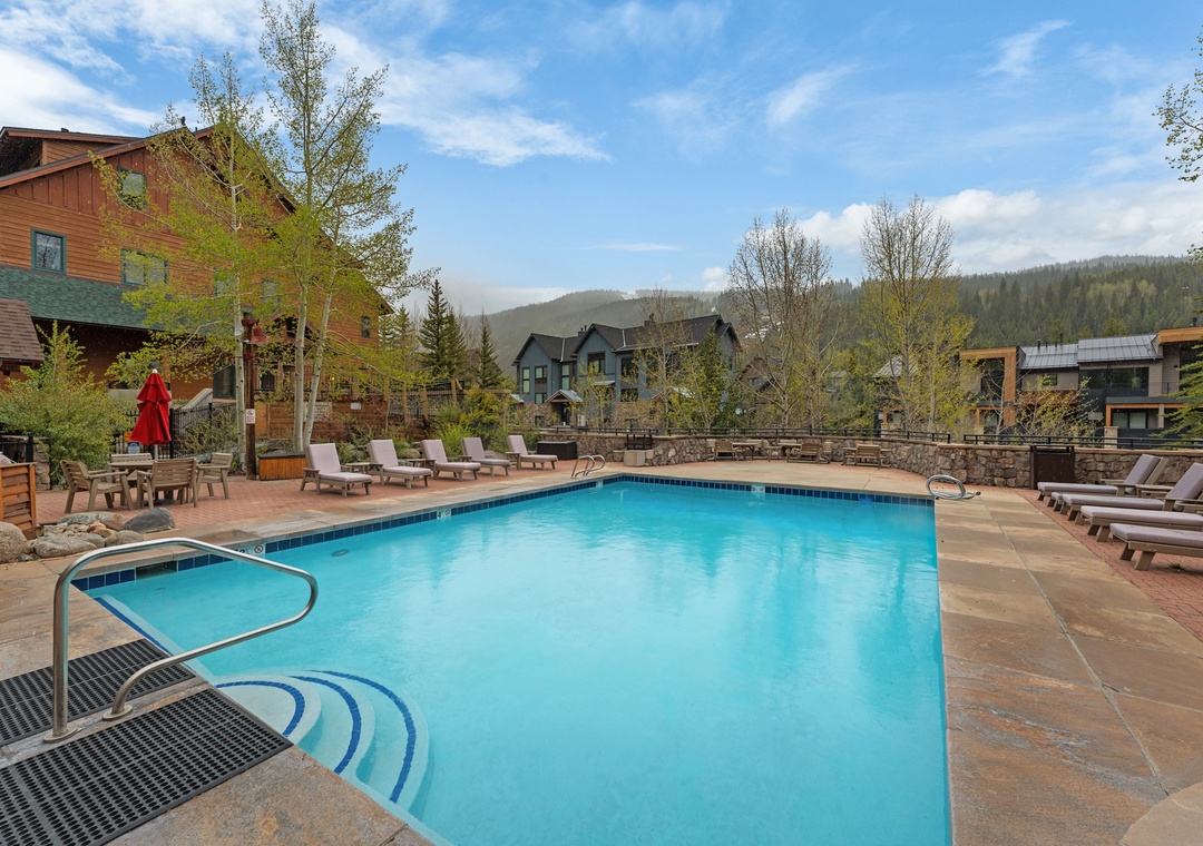 Unwind by the sparkling pool surrounded by mountain views and peaceful greenery. Lounge on sunbeds, take a dip, and soak in the serene alpine atmosphere.