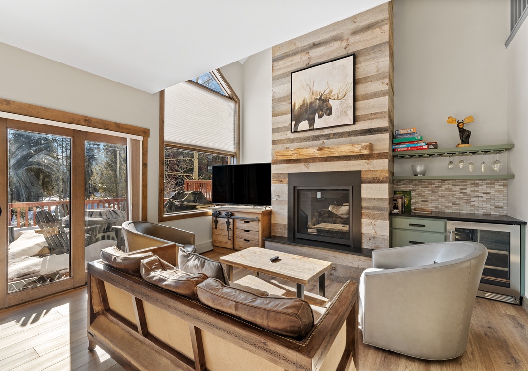101 Tall Pines : 5