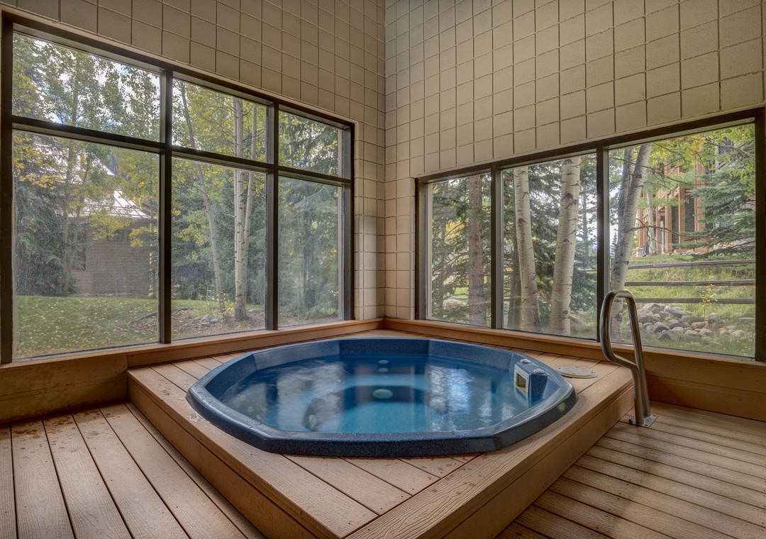 SR Hot Tub
