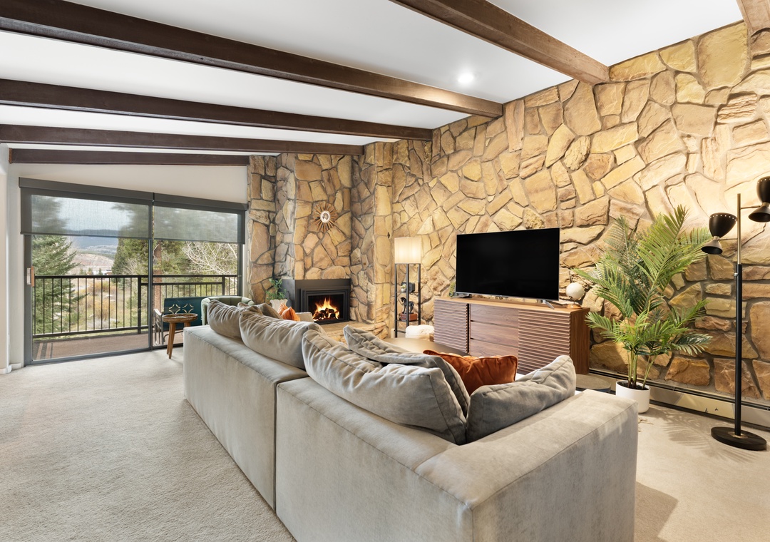 Lake Cliffe #307, Building A
