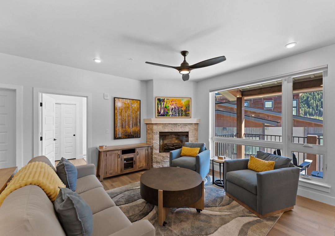 Brightwood #309, Building 1