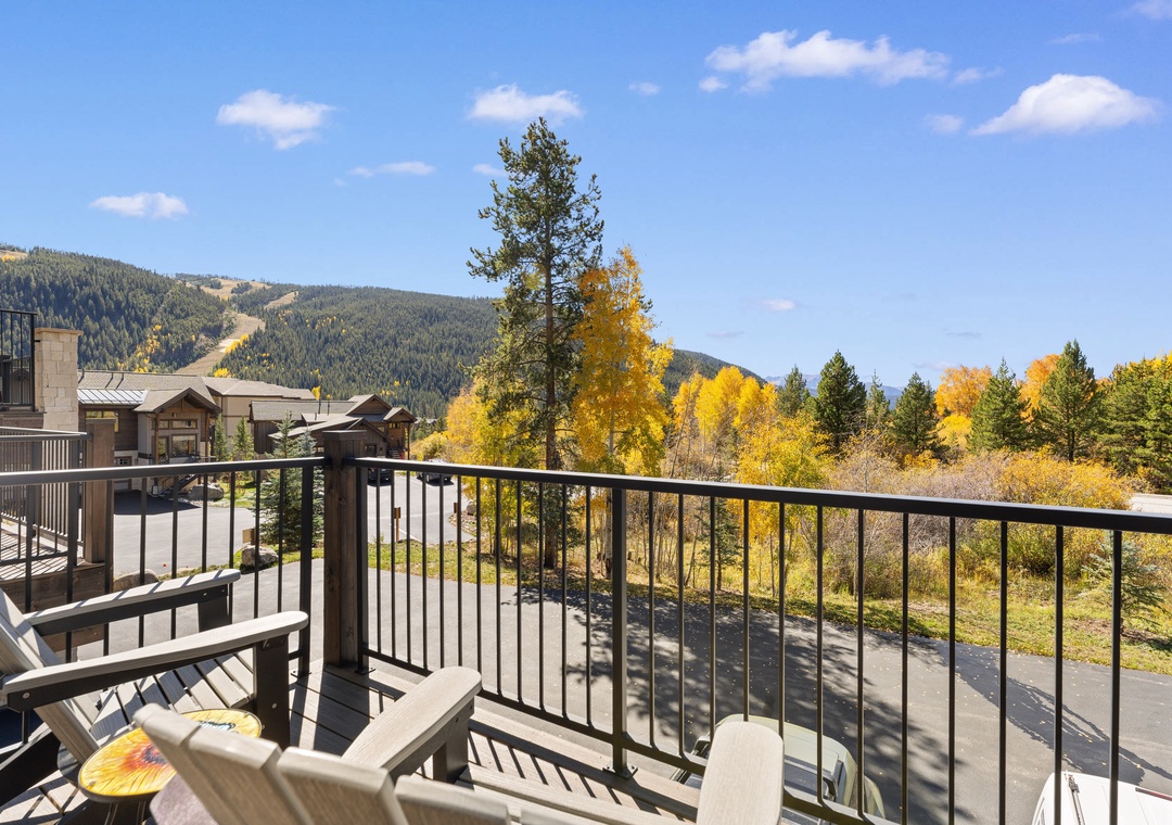 Step outside to your private balcony and take in the stunning mountain and autumn foliage views, a perfect spot for morning coffee or evening relaxation.