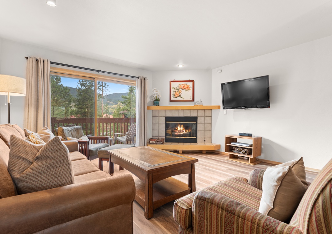 Lagoon Townhome #735E