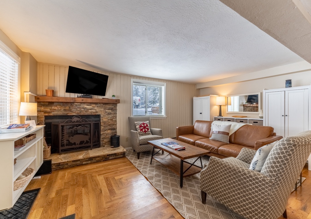 Creekside Condos #A7