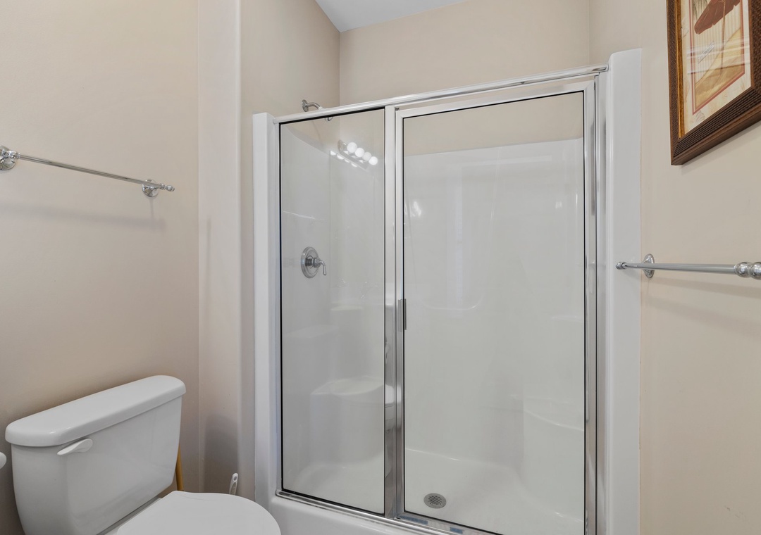 2 Full Bathroom