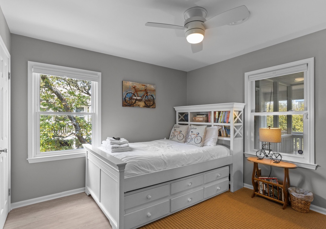 Double Bed with Trundle