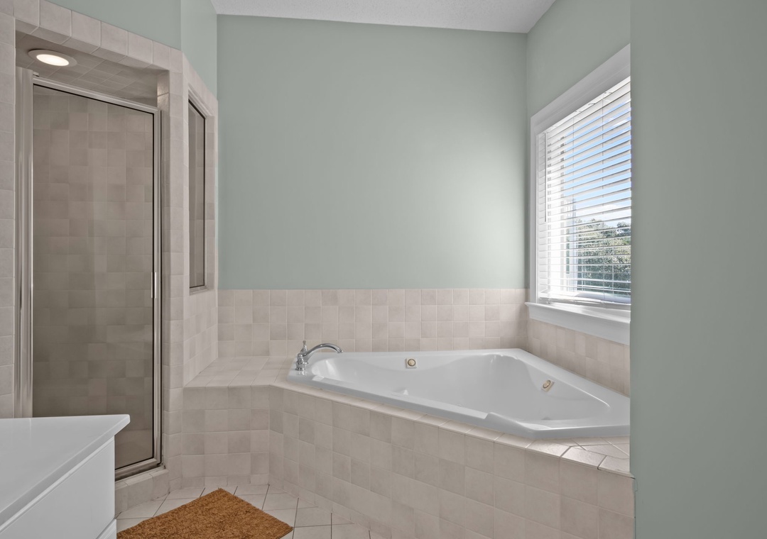 Primary Suite Bathroom