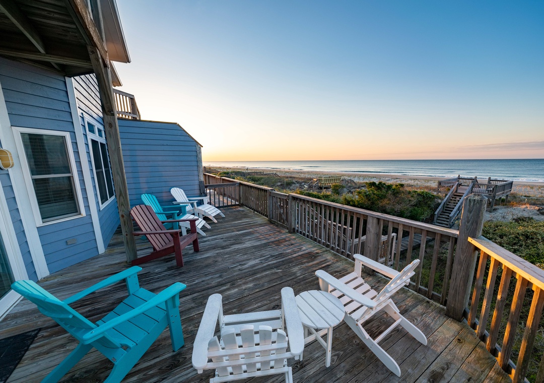 Mid-Floor Deck