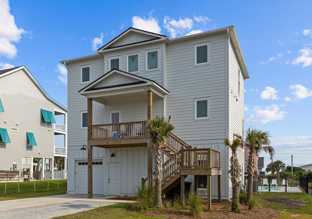 Waverlie's Watch | Exterior View
