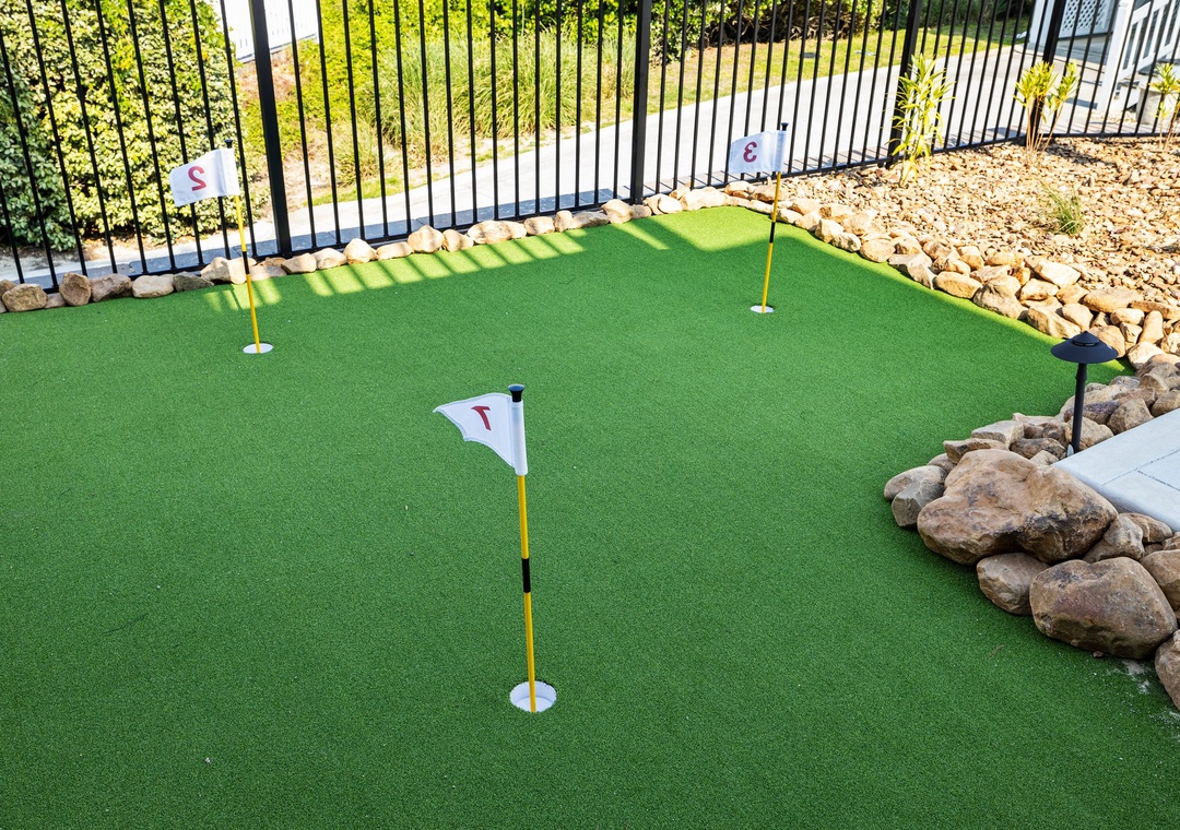Mini Golf!