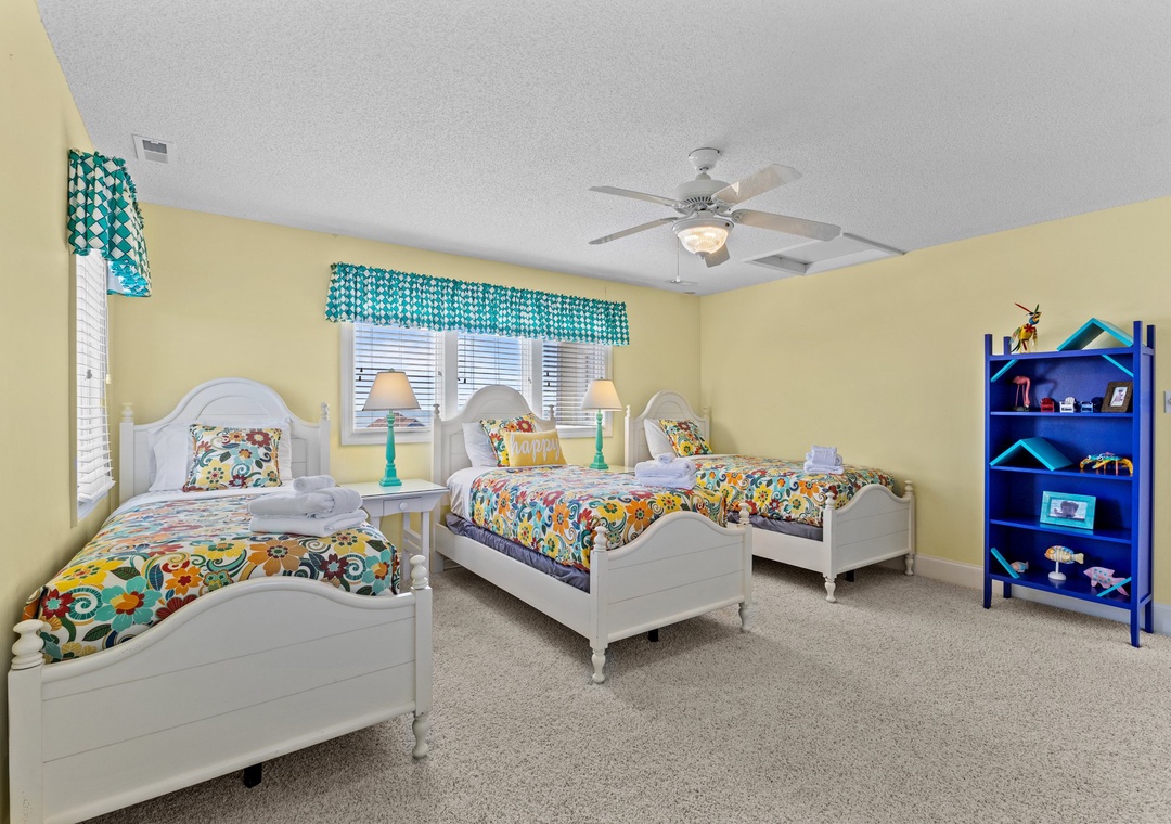 Top Floor Triple Twin Room