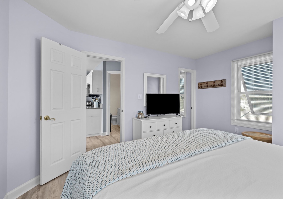 2nd Floor King Room