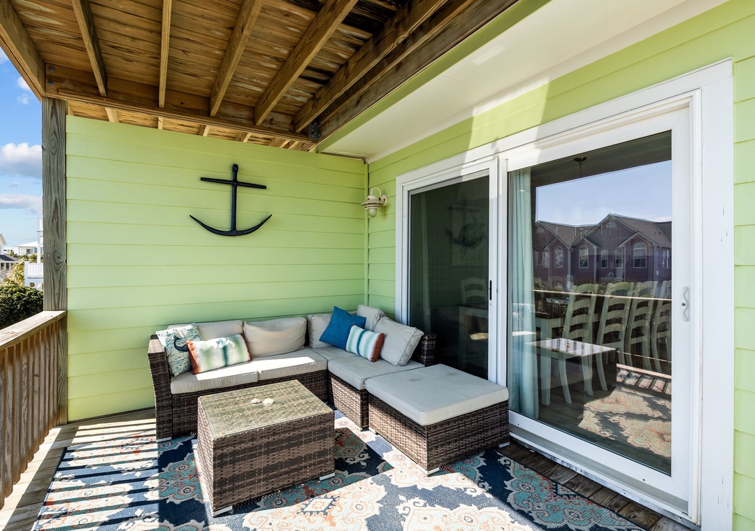 2nd Floor Balcony Oceanfront view