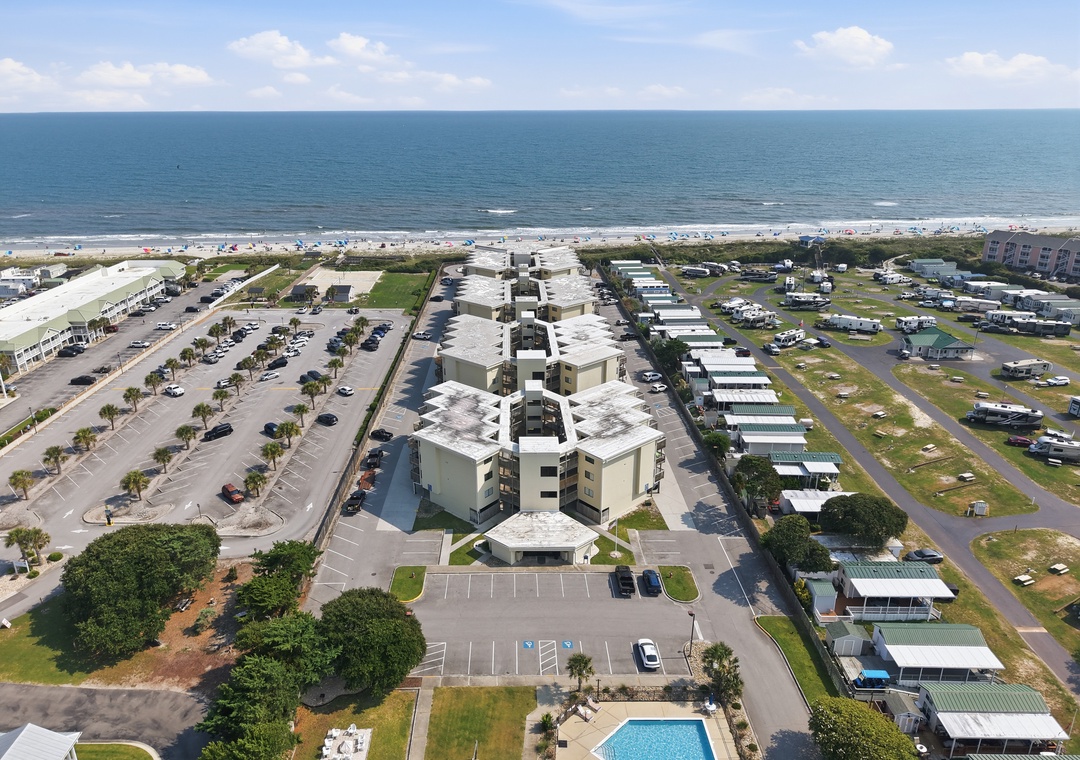 Char’s Cozy Condo | Community Aerial View