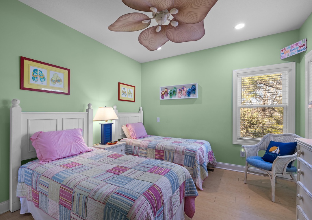 Mid-Floor Twin Room