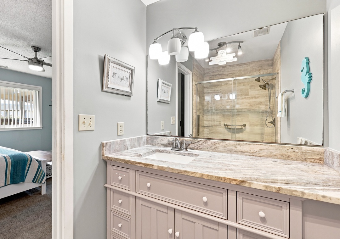 Char’s Cozy Condo | Bathroom Vanity