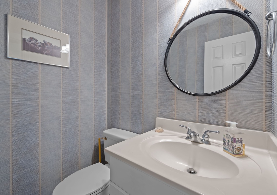 1/2 Bath on the Top Floor