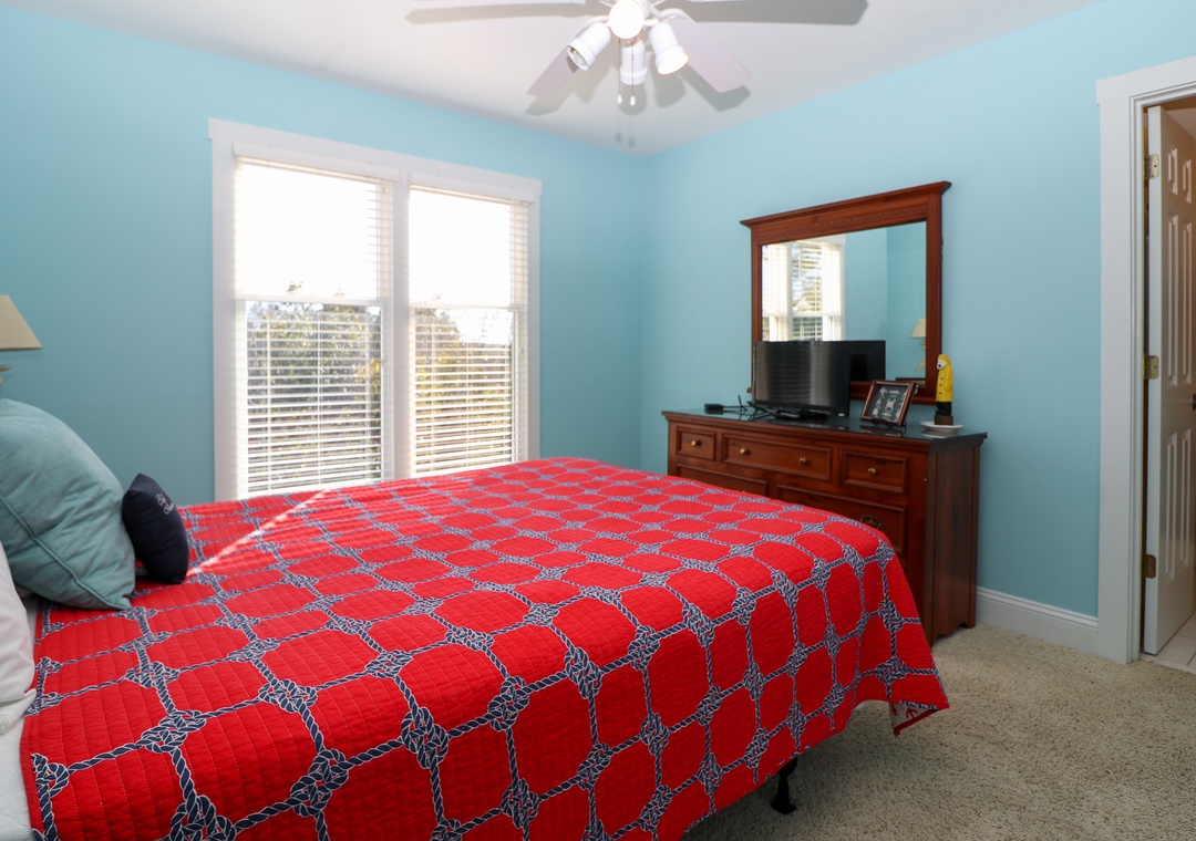 2 Queen Bedroom