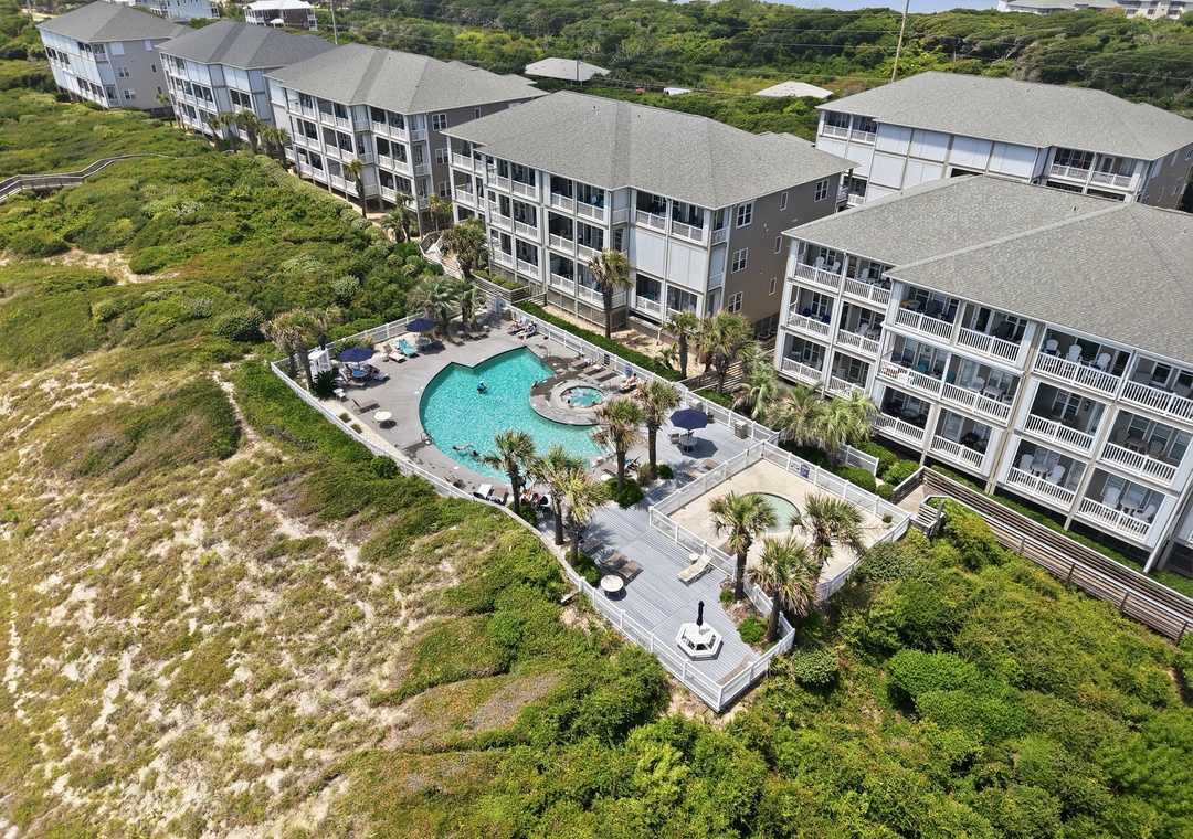 Ocean Club Oasis | Community Pool