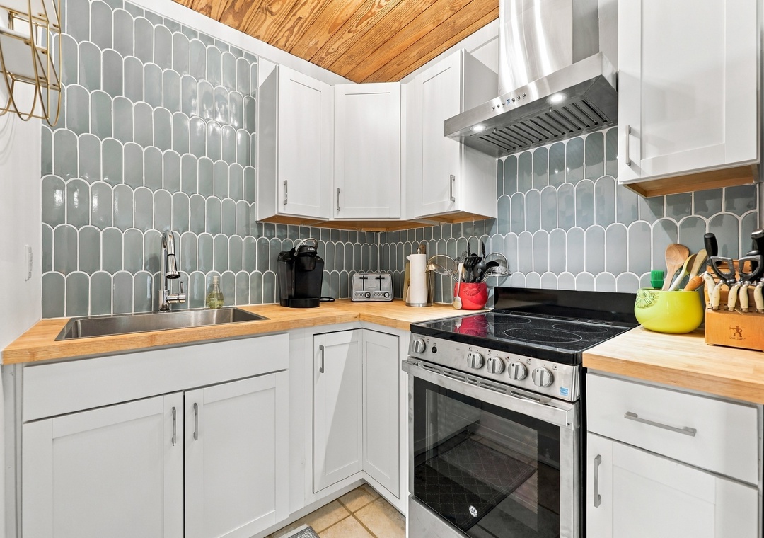 namaSTAY | Kitchen