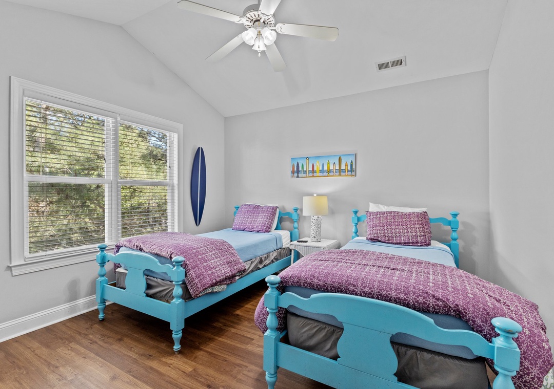 Twin Bedroom on Top floor