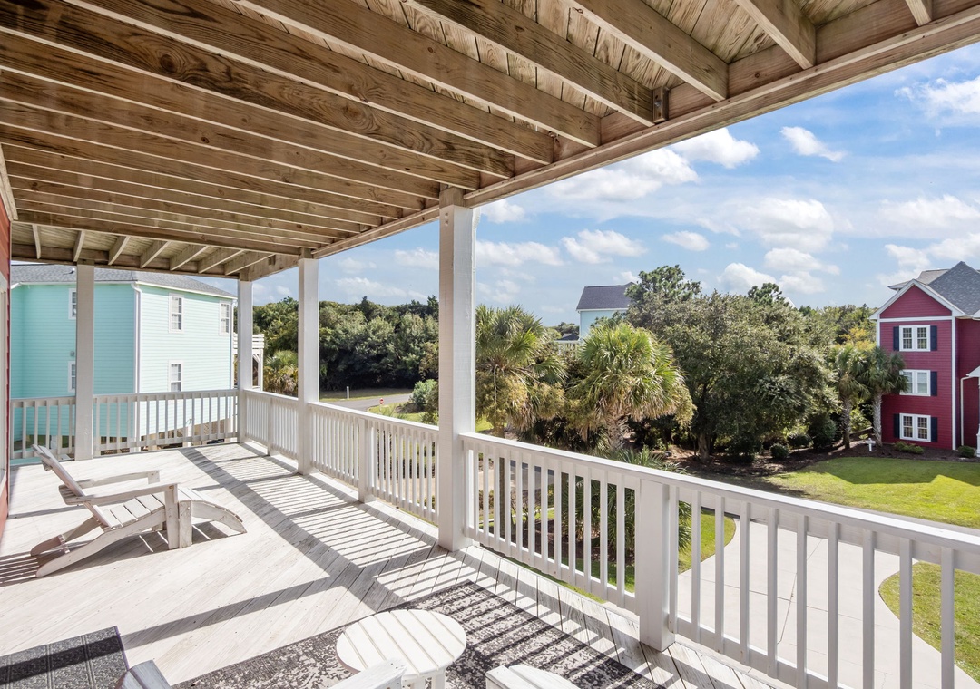 Mid-Floor Deck