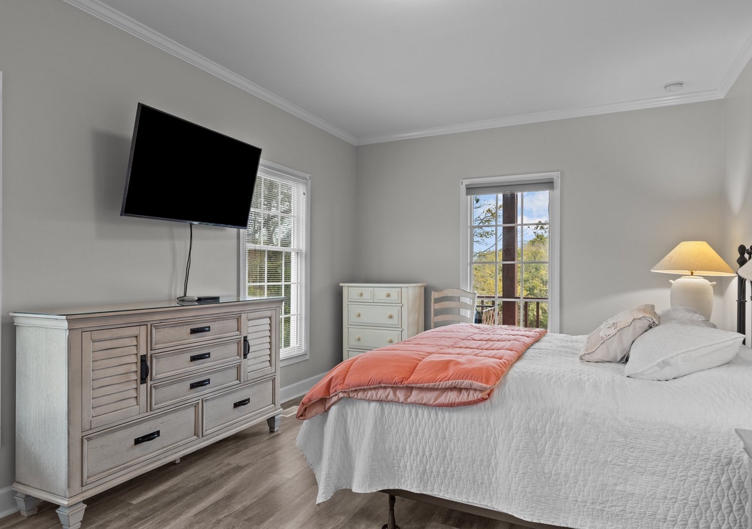 2nd Floor Master Suite